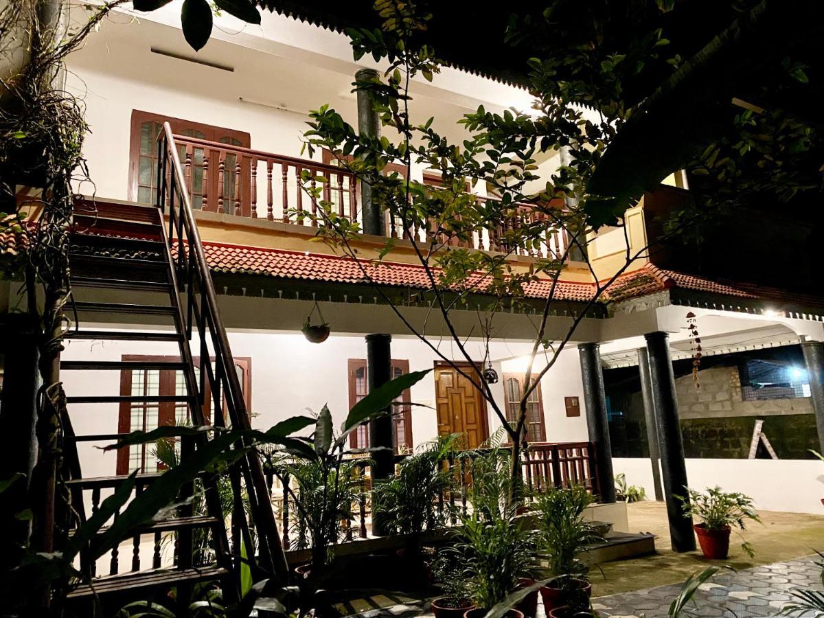 Tattwamasi Ayuryoga With Breakfast And Yoga Hotell Varkala Eksteriør bilde