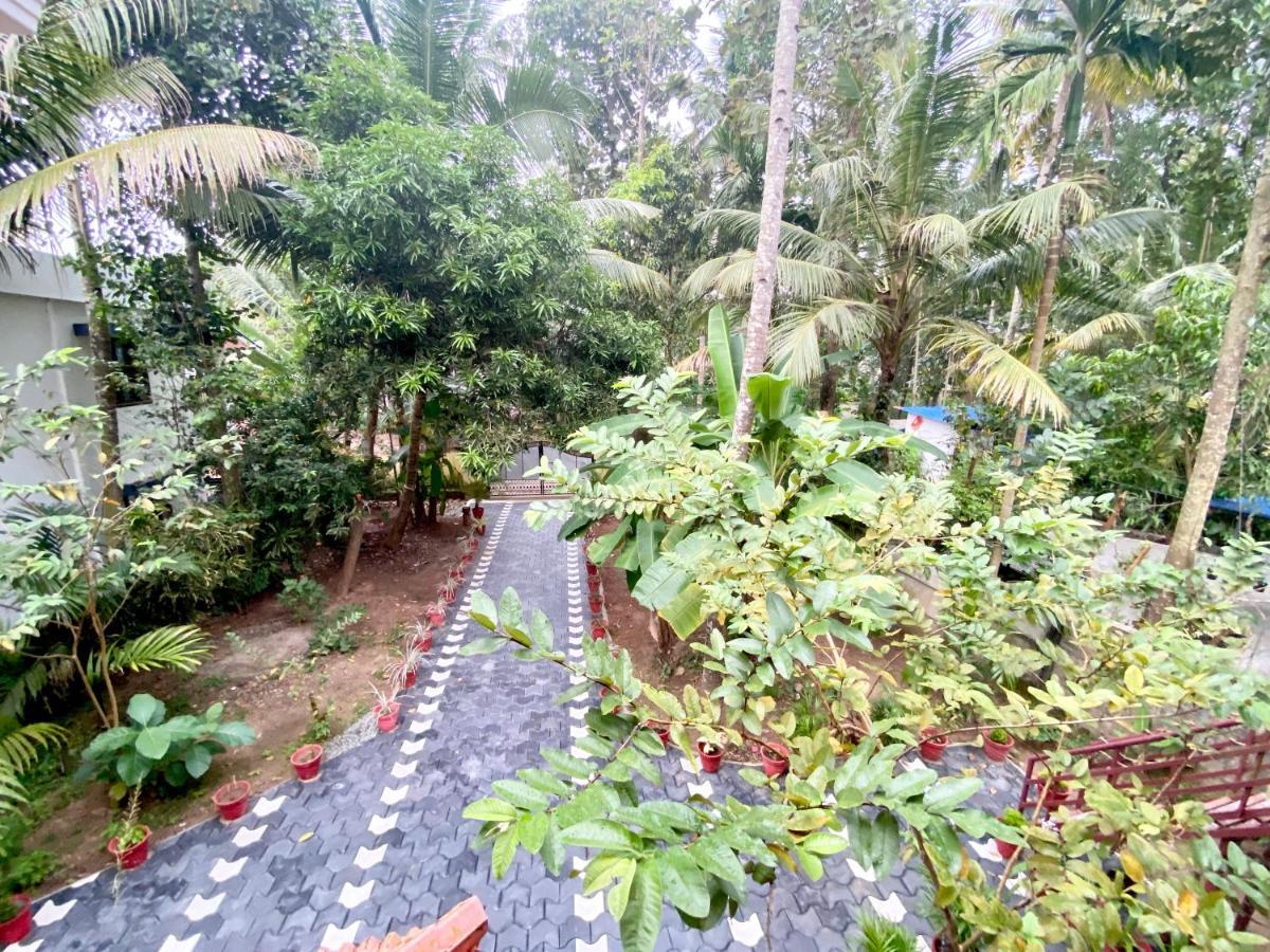 Tattwamasi Ayuryoga With Breakfast And Yoga Hotell Varkala Eksteriør bilde
